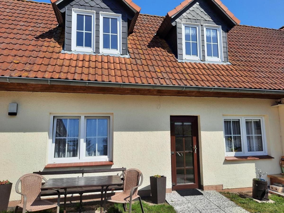 Lacky - Kleines Familienreihenmittelhaus In Grieben Hiddensee Εξωτερικό φωτογραφία